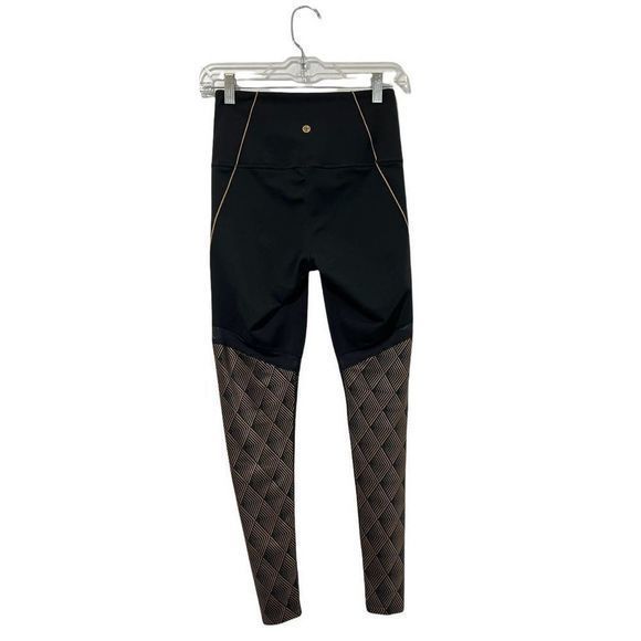 Manduka Geo Gold‎ Print Yoga Leggings S Full Length Mesh Insert Detail Black - Picture 4 of 8